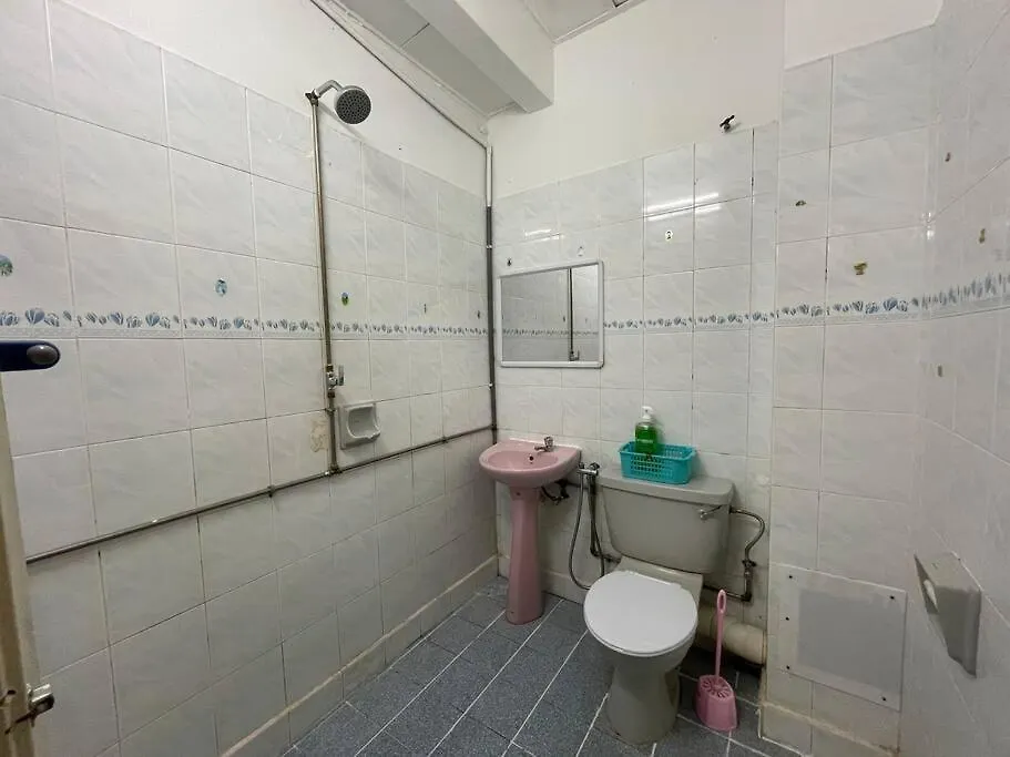 Holiday home 4Br 2Storey Terrace Homestay At Bukit Jambul By Sk Vacation Homes Bayan Lepas