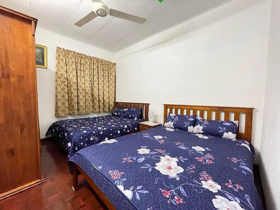 4Br 2Storey Terrace Homestay At Bukit Jambul By Sk Vacation Homes Bayan Lepas 0*,