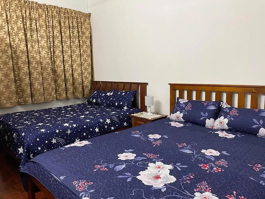 4Br 2Storey Terrace Homestay At Bukit Jambul By Sk Vacation Homes Bayan Lepas 0*,  Malaysia